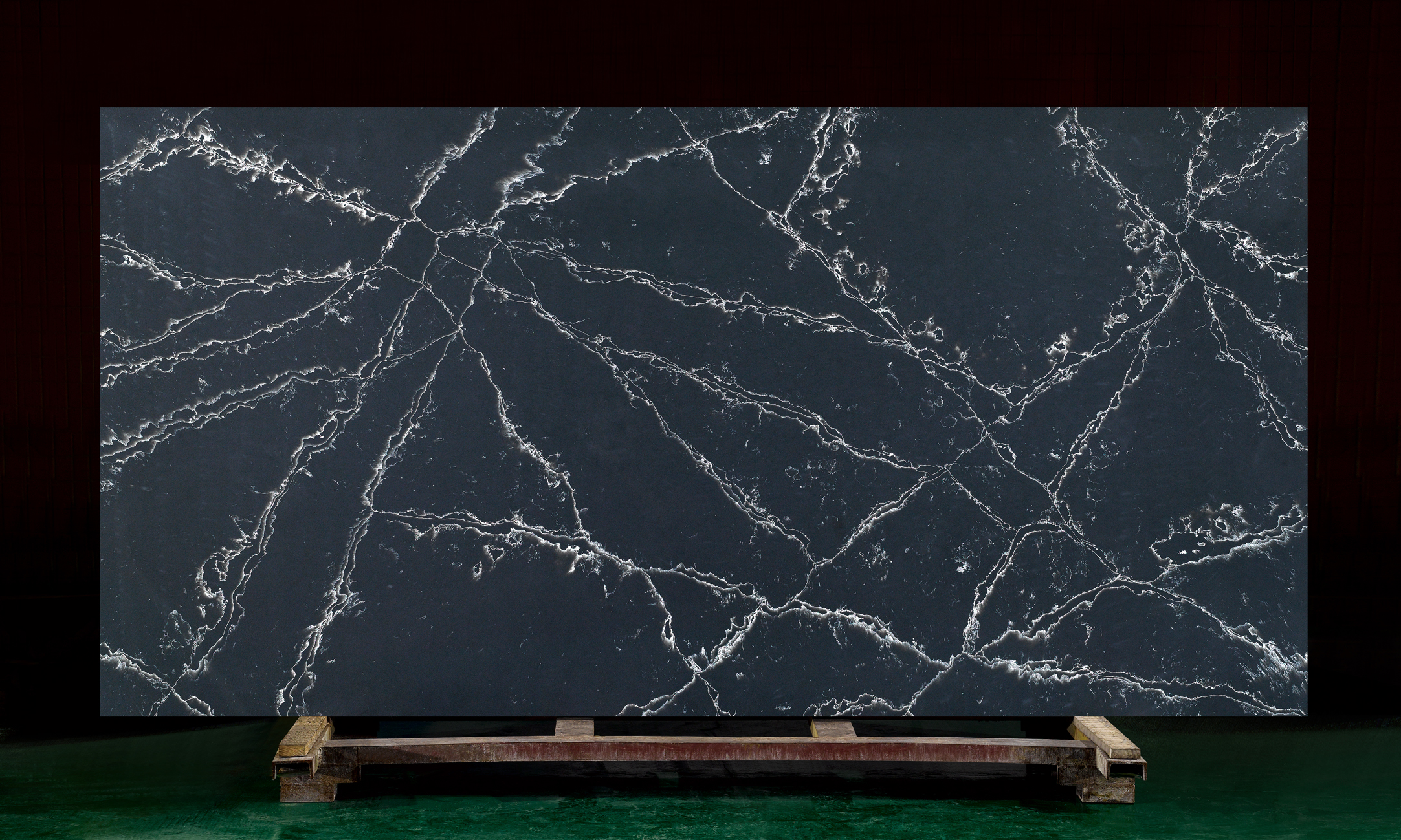 Coal-Onyx-Quartz-ART-COAONY-slab