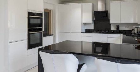 Quartz Worktops 101 A Buyer's Guide to Style and Durability